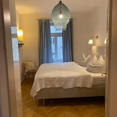 Daire City 80 Qm, Au Haidhausen 1-4 Persons *